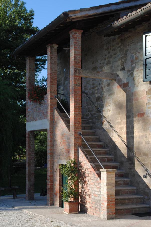 B&B Ponte La Pietra Gubbio Exteriör bild